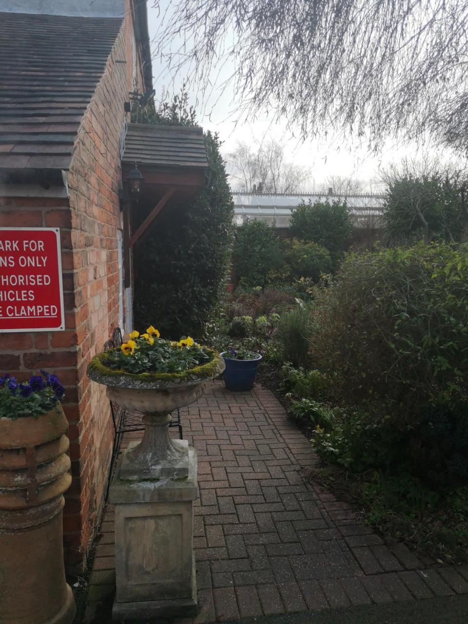 The Cottage Hotel Bradmore  Exterior photo